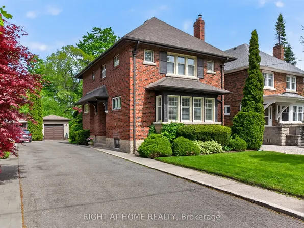37 Heather St, Toronto, ON M4R 1Y4