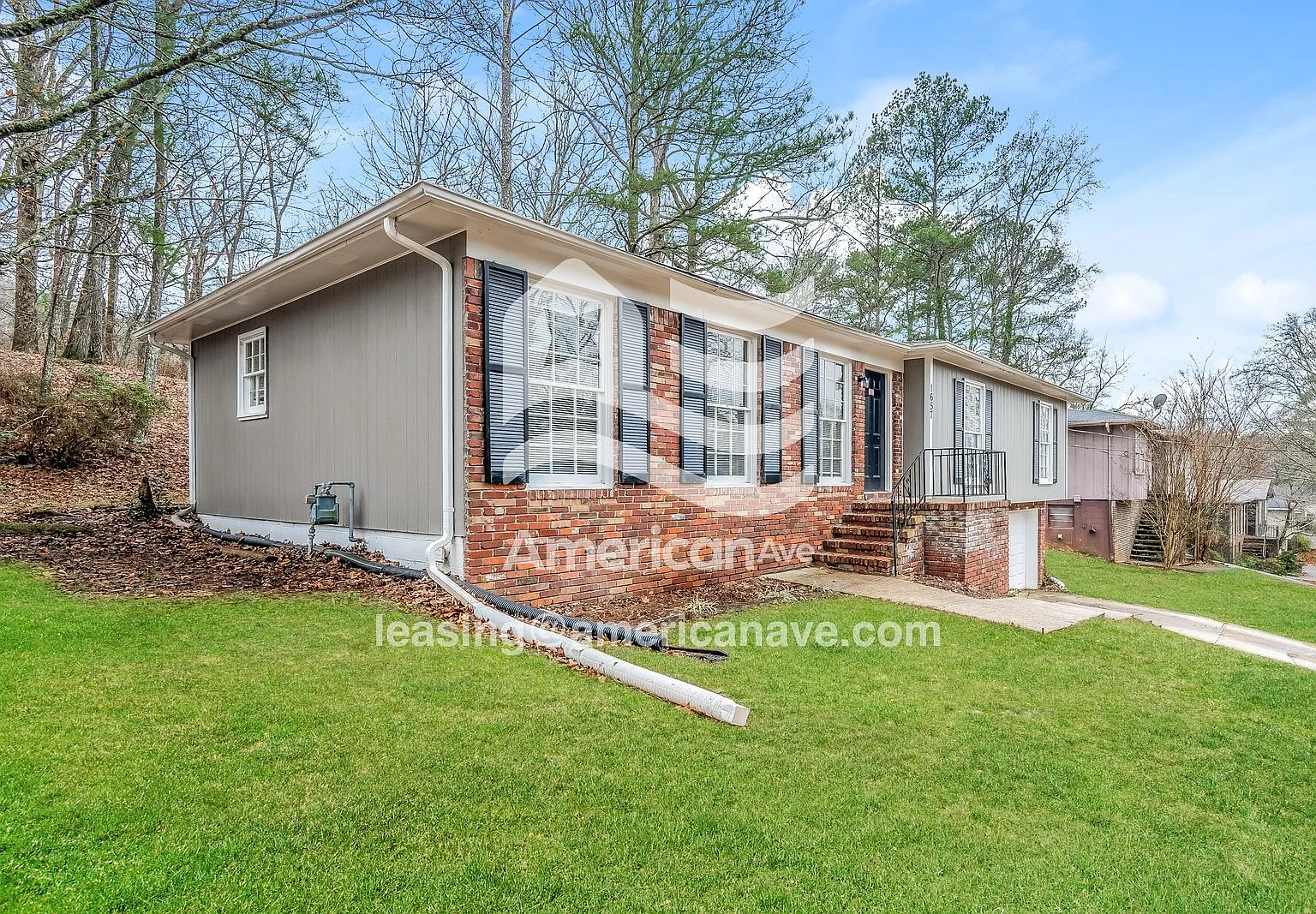 3 bed, 2.0 bath, 1398 sqft, $1,475 — Photo 2
