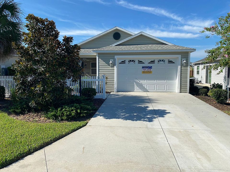 1st image of 3102 Sabal Palm Ave