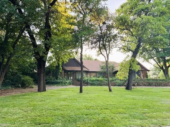 2830 Meadowlark Ln, Enid, OK 73703