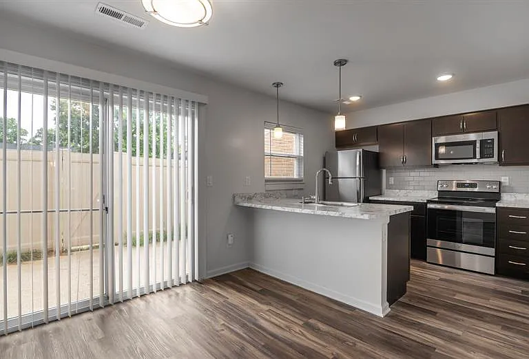 North Park Townhomes — Photo 29
