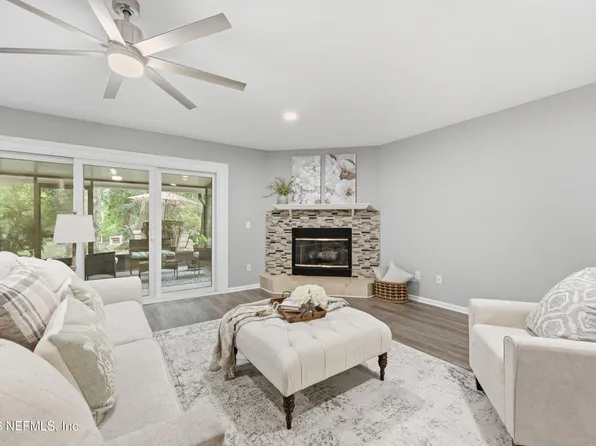 3050 PADDLE CREEK Drive, Jacksonville, FL 32223