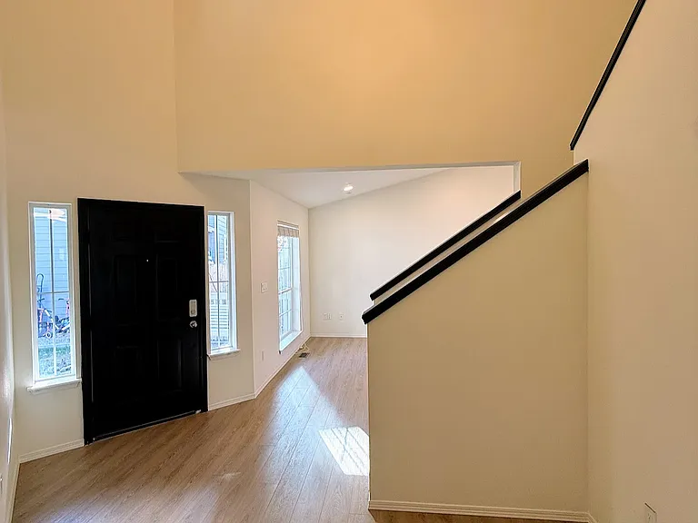 11217 186th Street Ct E — Photo 12