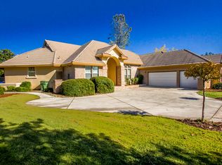 19690 San Vincente Dr, Redding, CA 96003