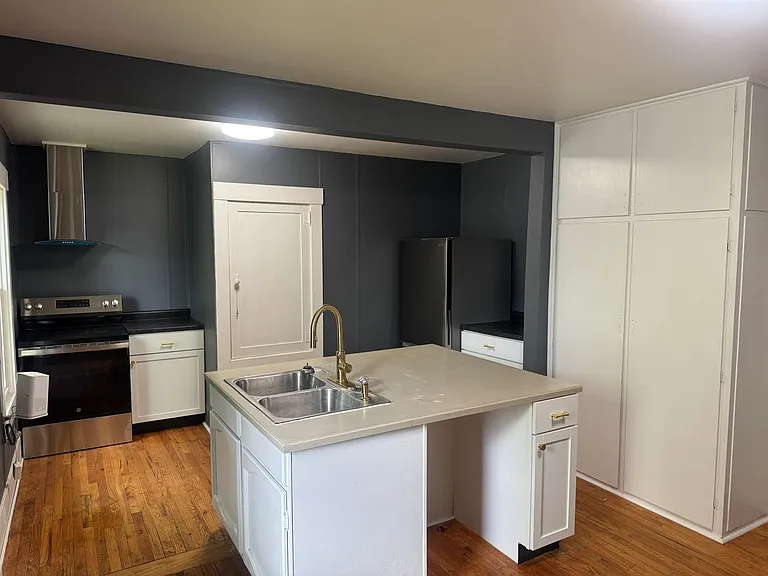 316 N Fillmore St — Photo 4