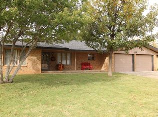 2118 Tech Dr, Levelland, TX 79336