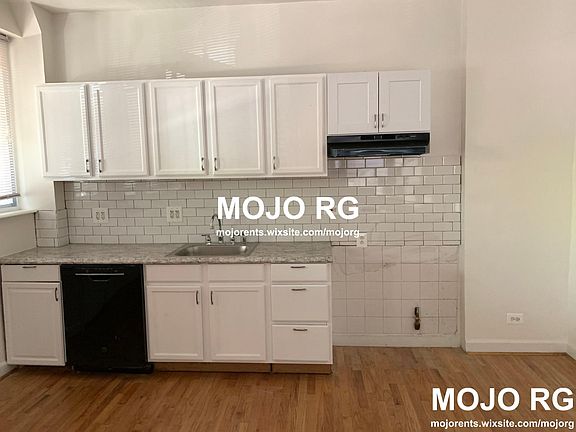 5th image of 1445 W Argyle St APT 1