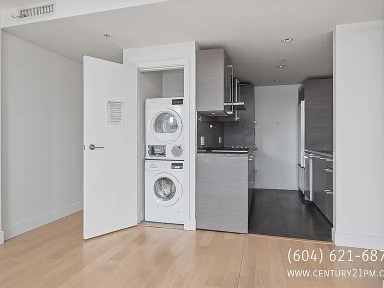 1111 Alberni St #2206 — Photo 17