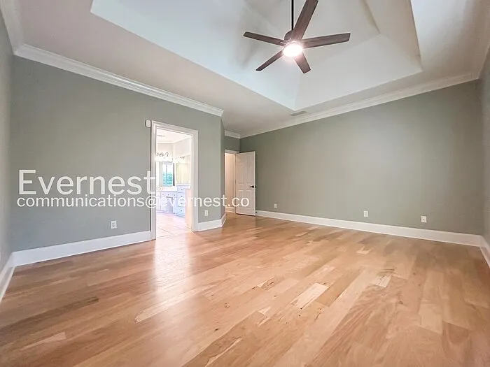 4706 Woodlawn Ct NE — Photo 22