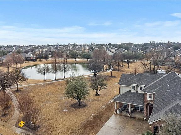 3rd image of 7211 Vista Hill Ln