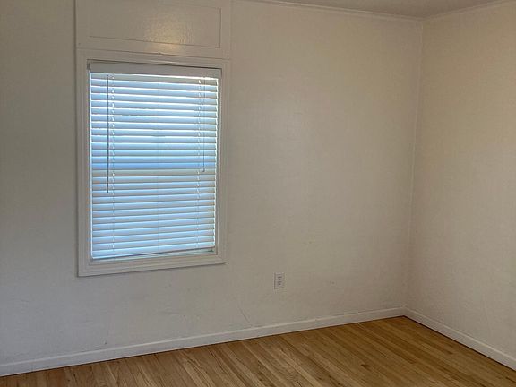 4th image of 339 Louie Ave