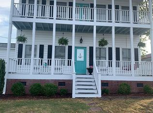 106 Water St, Swansboro, NC 28584