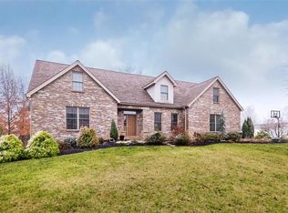 822 Nancy Ln, Weldon Spring, MO 63304
