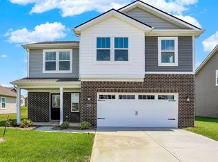 2209 Boxwood Dr, Greenfield, IN 46140