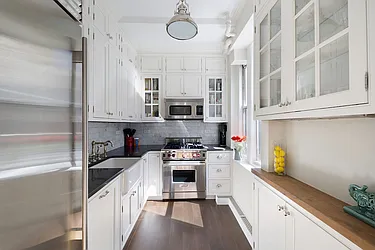 Sold by PHP Realty Services