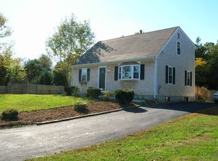 18 Sophie Ln, East Falmouth, MA 02536