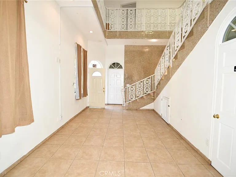 14103 Fonthill Ave — Photo 5