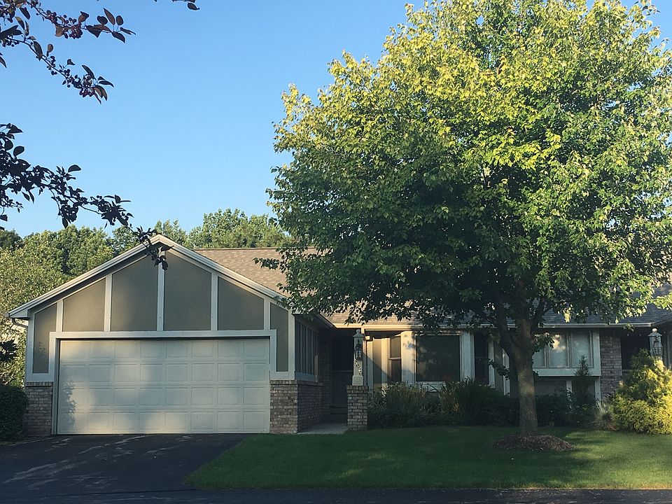 3020 Maple Villa Drive SE  