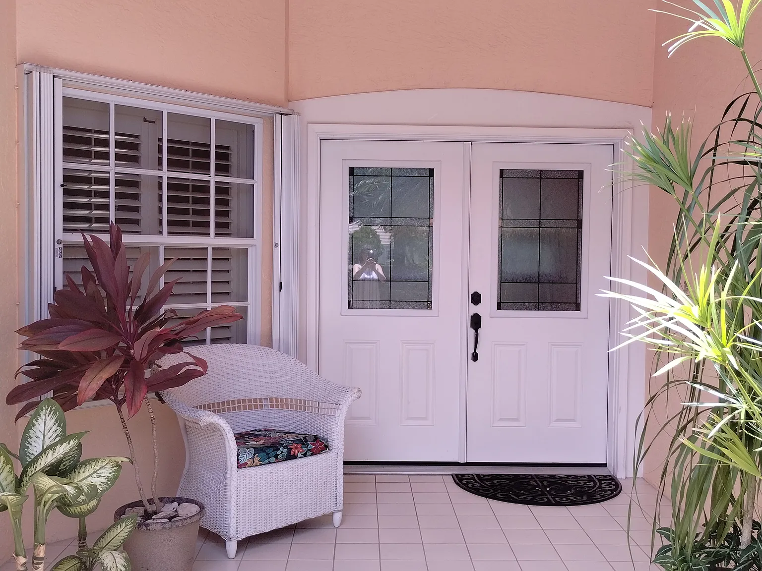 2 bed, 2563 sqft, $8,450 — Photo 2