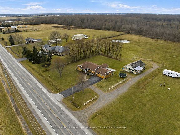 4th image of 356 Mountain Rd