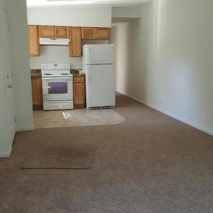 2nd image of 997 Southern Villa Dr