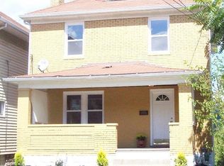 805 6th Ave, Coraopolis, PA 15108