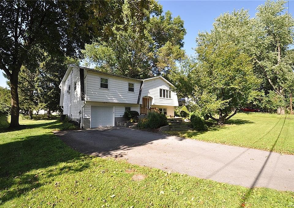 1st image of 152 Chandler Ln