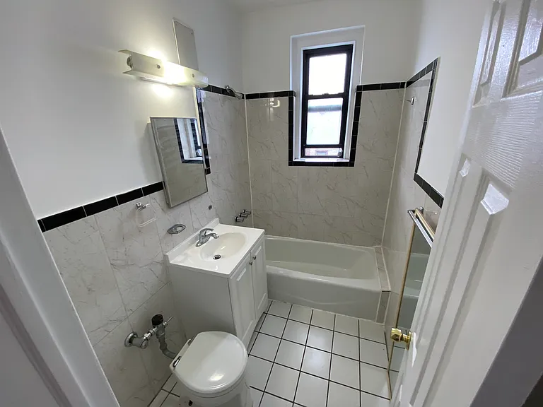 8615 Ava Pl #5D — Photo 3