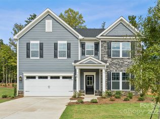 420 Balboa St, Matthews, NC 28104