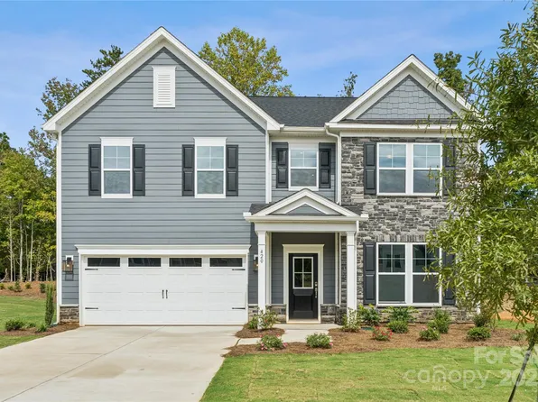 420 Balboa St, Matthews, NC 28104