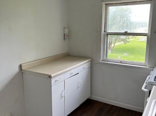 426 N 4th St #2, Rockford, IL