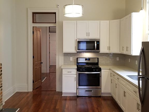 2nd image of 1309 Saint Ferdinand St
