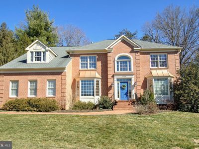 9728 Middleton Ridge Rd, Vienna, VA, 22182