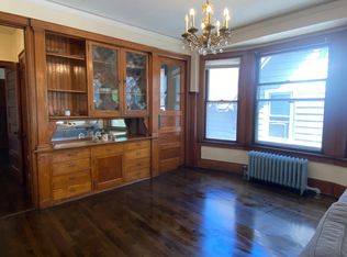 1806 E Webster Pl, Milwaukee, WI 53211