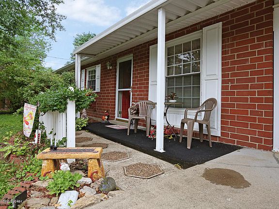 2nd image of 8604 Oglesby Ct
