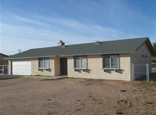 10634 Tecopa Rd, Apple Valley, CA 92308