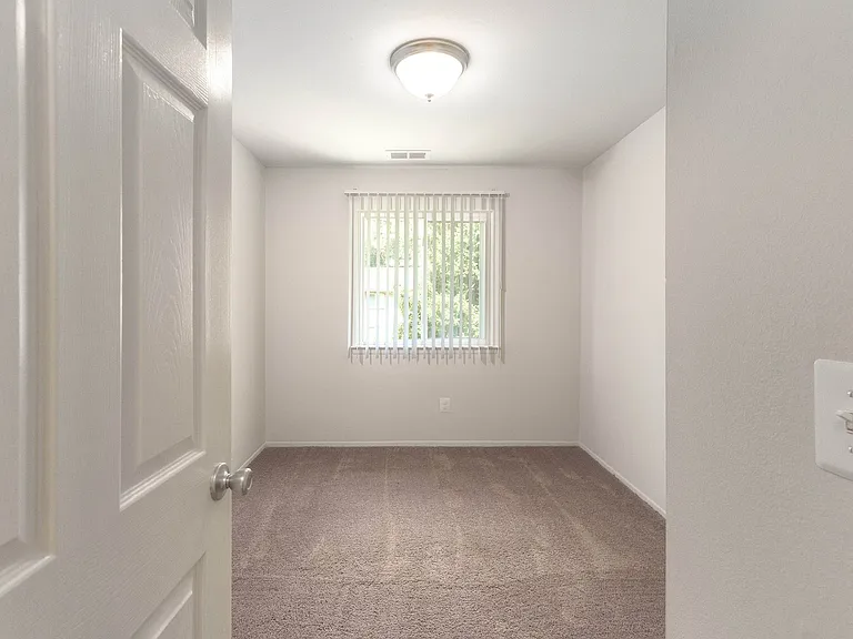 Briarwood Apartments — Photo 14