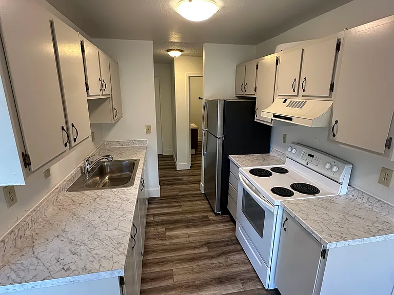 3885 E Leonesio Dr — Photo 2