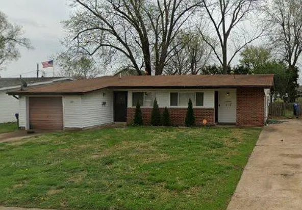 2 bed, 860 sqft, $1,200 — Photo 1