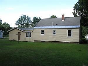 2nd image of 4 Woodside Dr