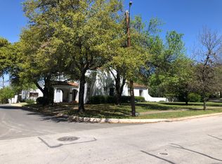 301 Terrell Rd, Terrell Hills, TX 78209