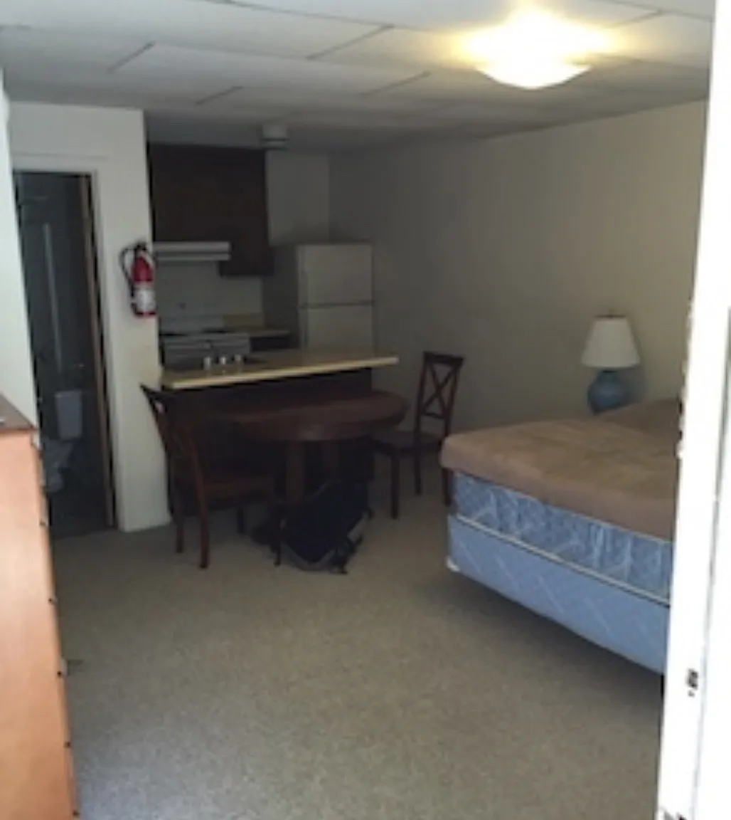Studio, 360 sqft, $525 — Photo 1