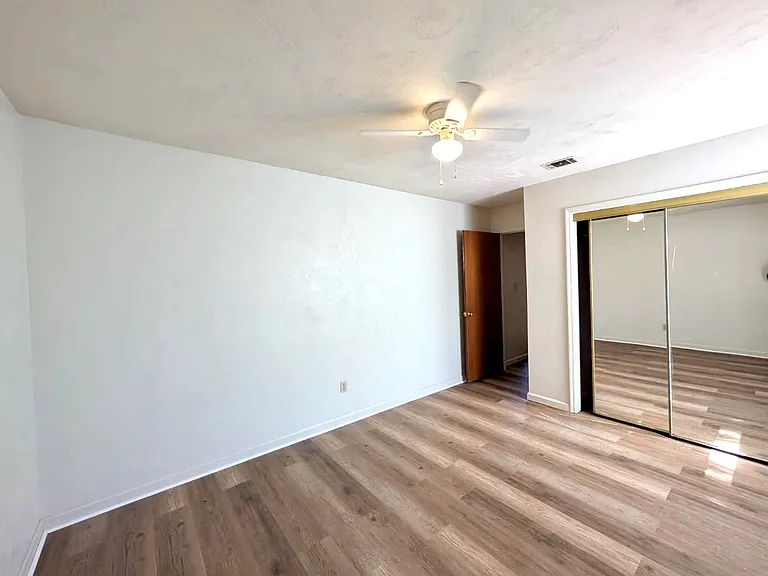 1736 Augustine Pl — Photo 4