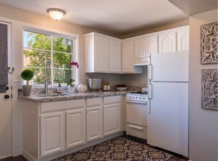 221 S Paseo Tierra, Green Valley, AZ 85614
