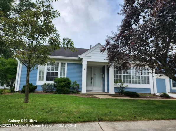 1105A Buckingham Drive, Manchester, NJ 08759