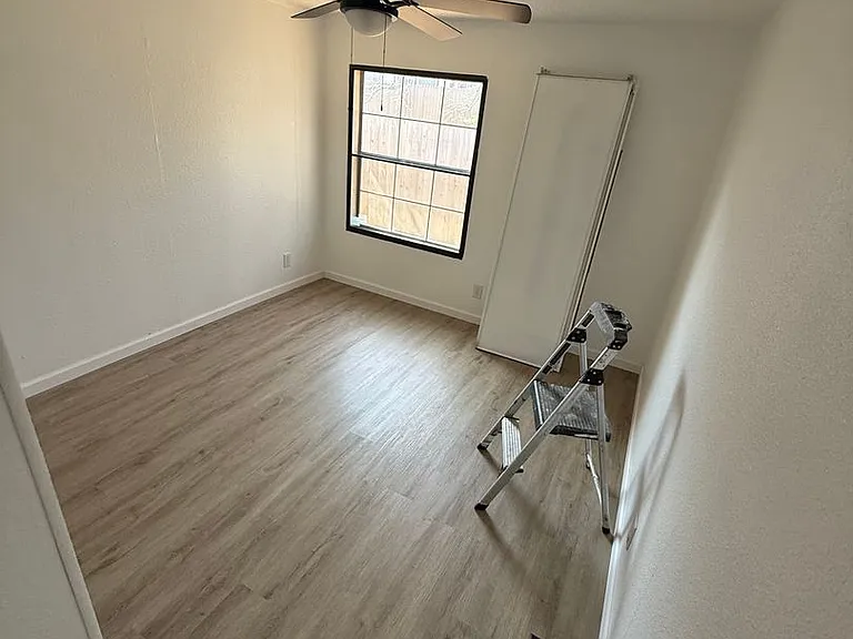 4710 Llano St — Photo 7