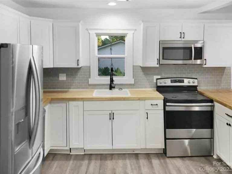 1009 McLain Rd — Photo 4