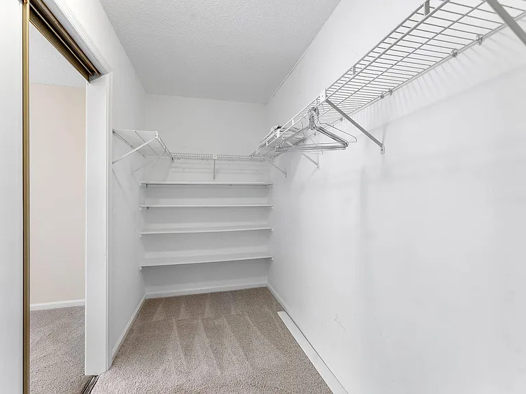 2704 Vision Dr — Photo 30