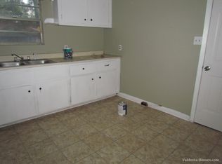 916 West St, Valdosta, GA 31601
