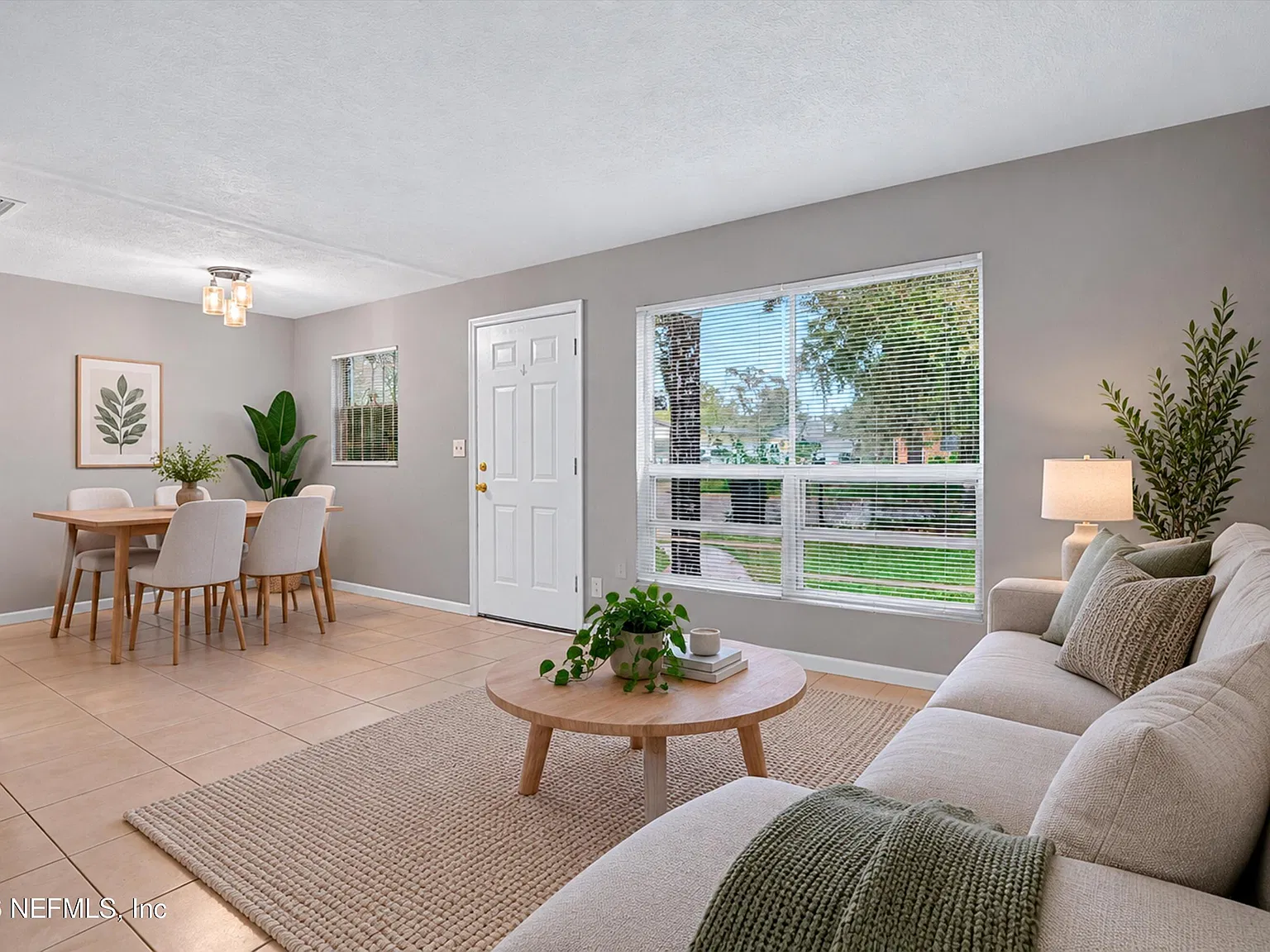 3 bed, 1.0 bath, 850 sqft, $1,350 — Photo 3